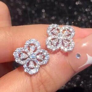 Titanium Steel Zircon Stone Clover Quatrefoil Simulated Diamond Stud Earrings